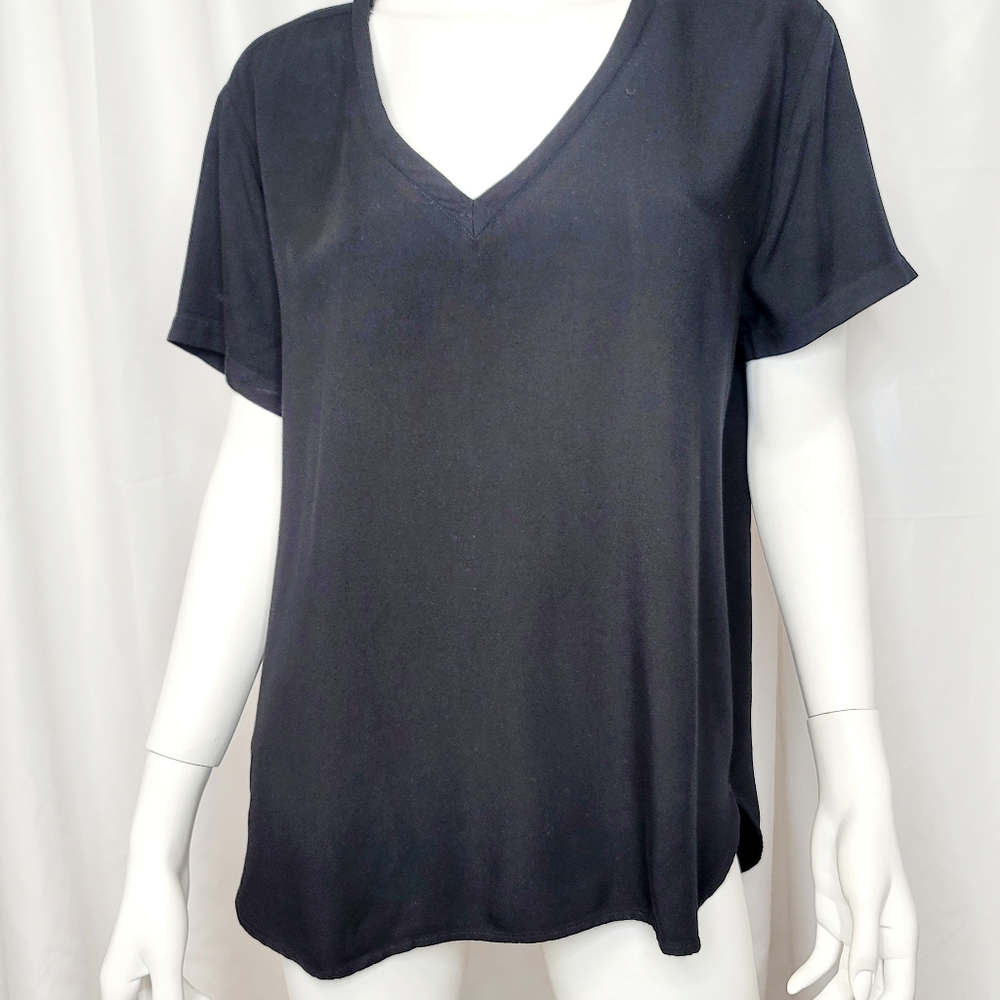 Cloth & Stone Top - Picture 2 of 6